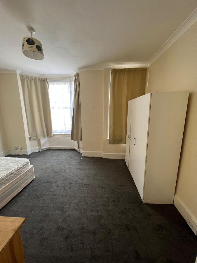 East London 2 Bedroom Apartment Ngoại thất bức ảnh