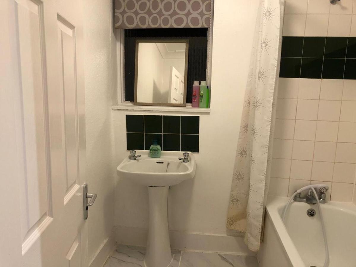 East London 2 Bedroom Apartment Ngoại thất bức ảnh